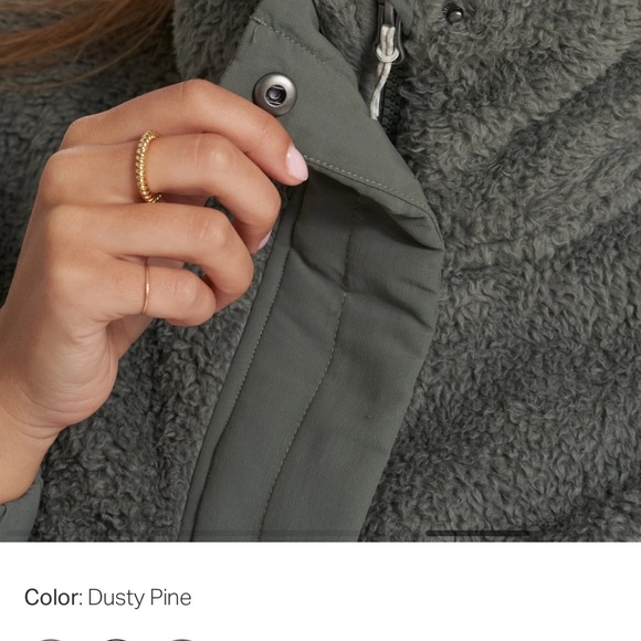 Vuori Olive Teddy Jacket - Picture 6 of 10